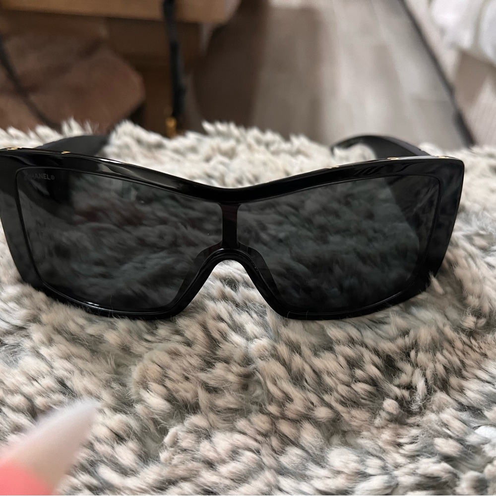 Chanel Sunglasses Aviator type Black - Picture 11 of 13